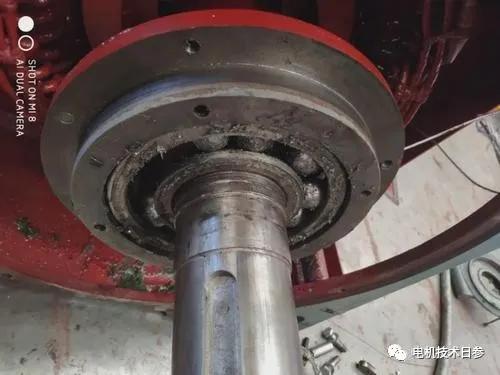 電機(jī)軸承間隙選擇的合理性是保證其系統(tǒng)運(yùn)行可靠性的基礎(chǔ)！
